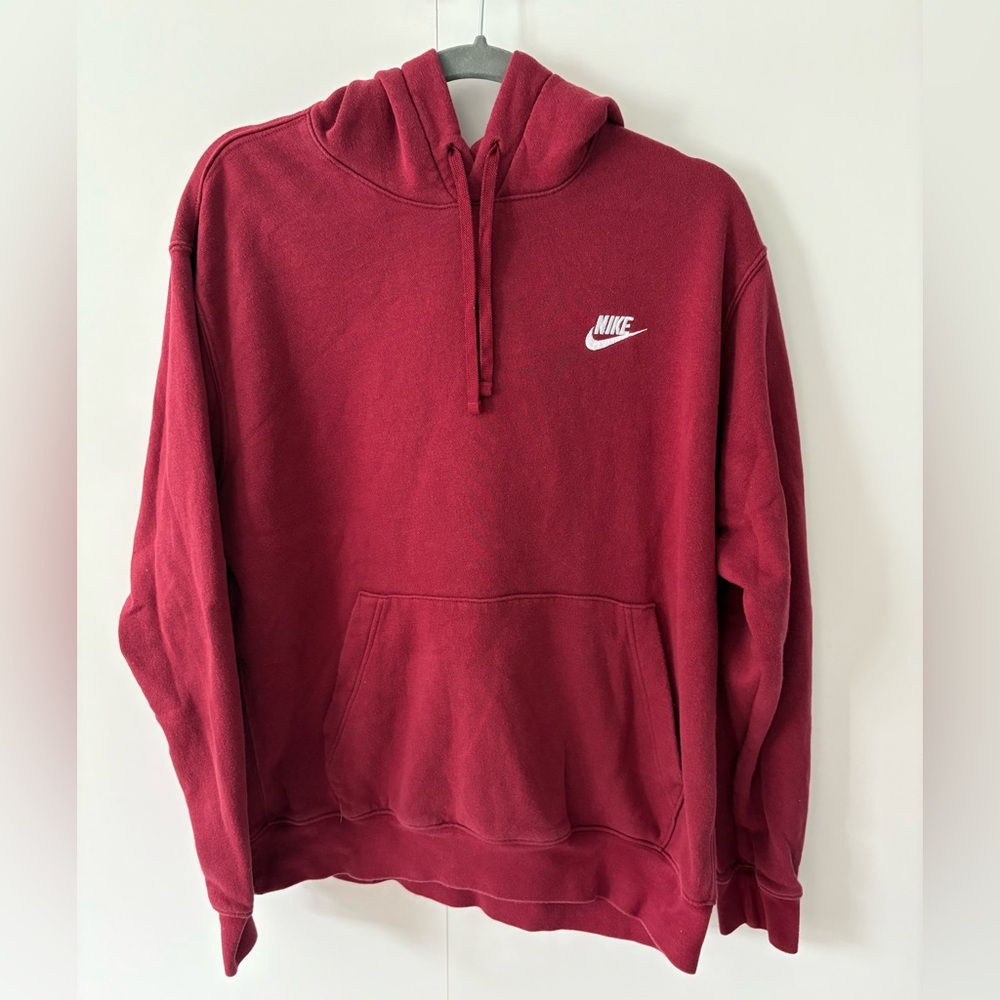 Nike Men’s Club Hoodie